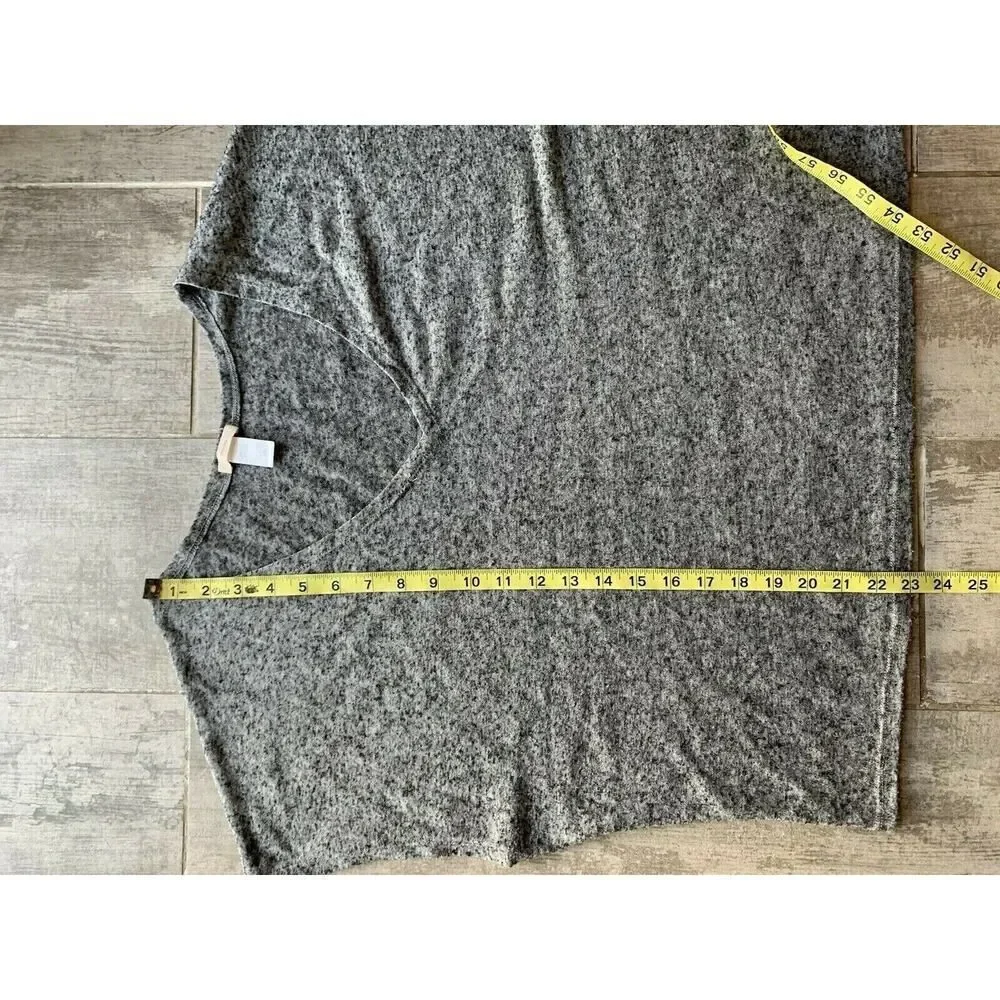 EBERJEY Bobby The Camp Top Designer Casual V Neck Slouchy Sleep Shirt Lounge L